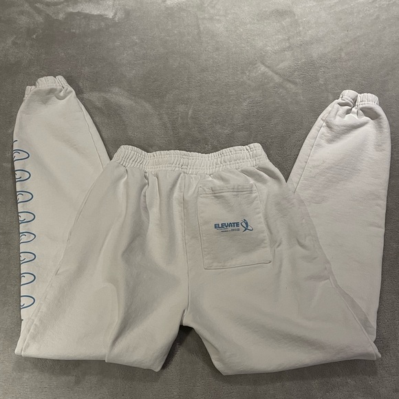 UO White Club Fantasy Wavy Sweatpants - Picture 4 of 4